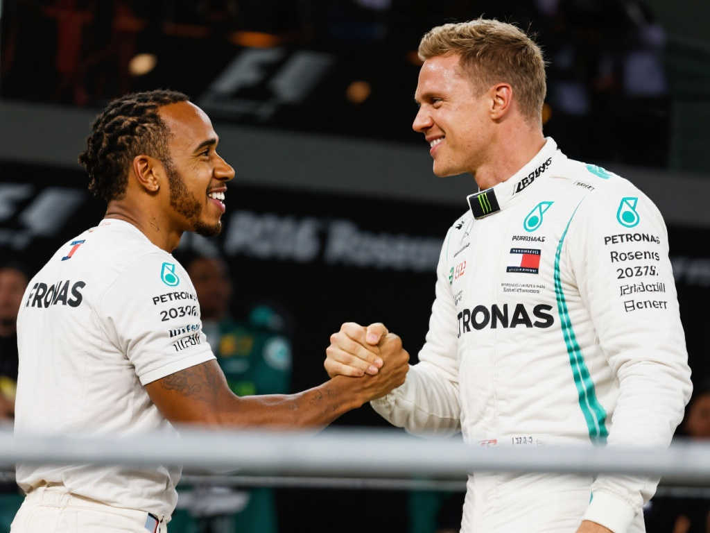 樹立了競技 樹立了競技